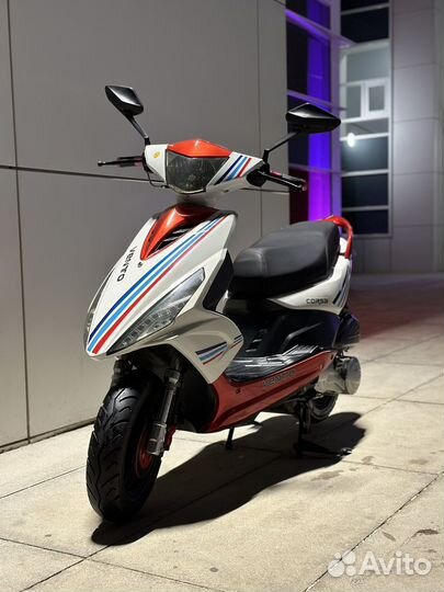 Скутер Vento Corsa 50/150