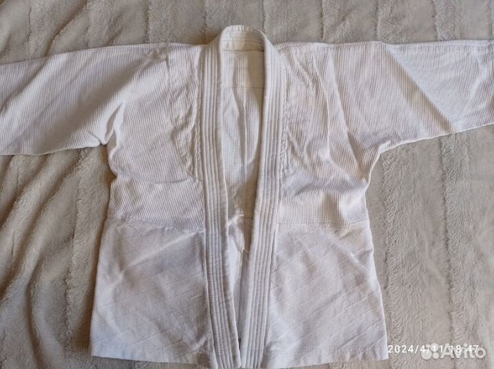 Кимоно для дзюдо детское. Р. 140. Б/У