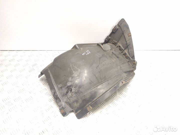 Подкрылок передний правый BMW 1 E81/E82/E87/E88