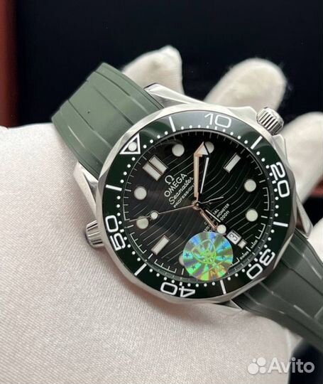 Часы мужские механические зеленые