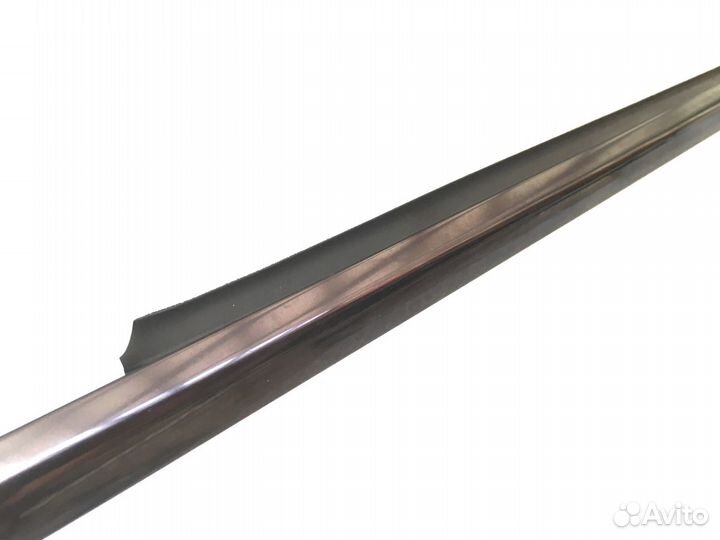 Молдинг задний правый Mercedes E W211