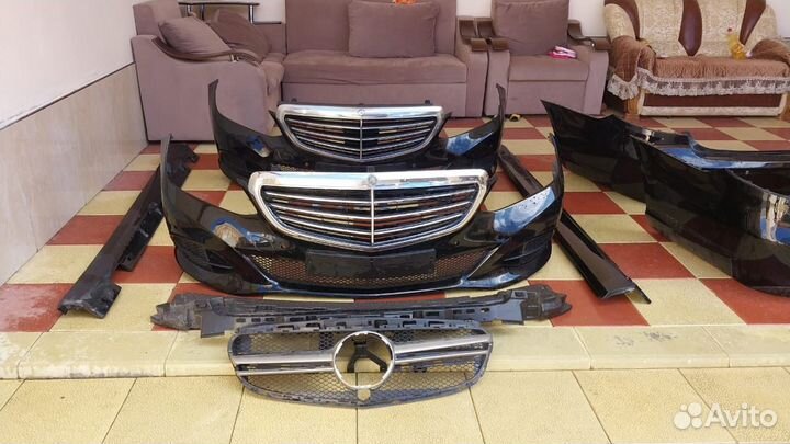 Заводские бампера в хорошем состоянии