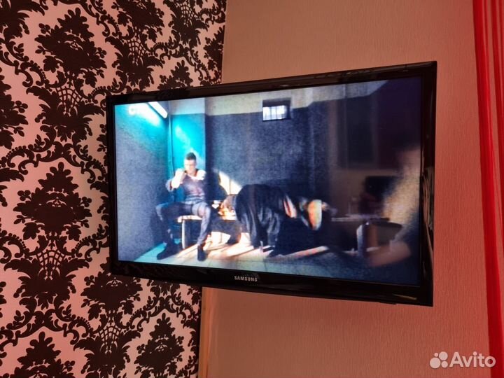 Телевизор samsung