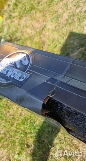 Новый динозавр Jurassic World Colossal Indoraptor