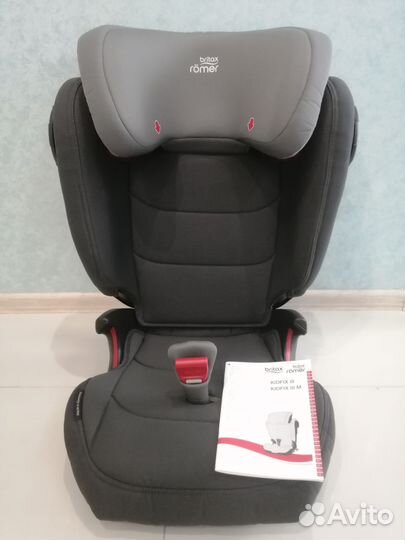 Автомобильное детское кресло britax Romer kidfix3