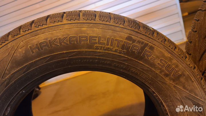 Nokian Tyres Hakkapeliitta R2 SUV 235/65 R17 108R