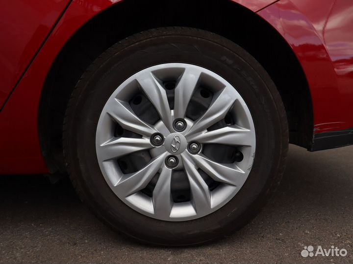 Hyundai Solaris 1.6 AT, 2021, 12 800 км