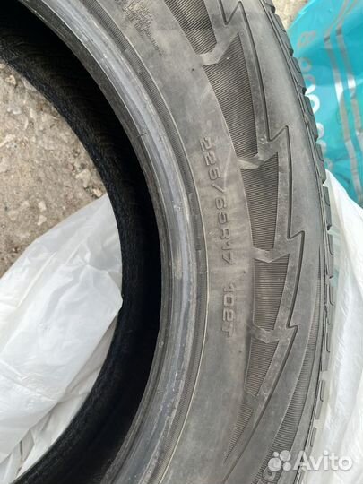 Goodyear UltraGrip Ice 225/65 R17