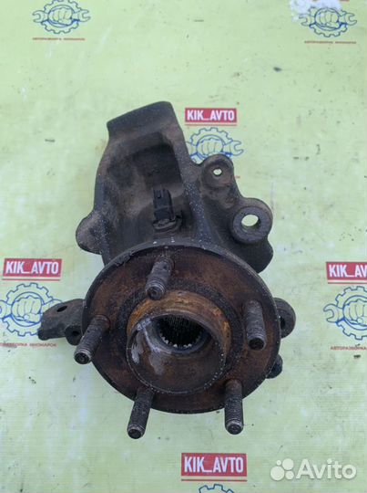 Кулак поворотный правый Ford Focus 3