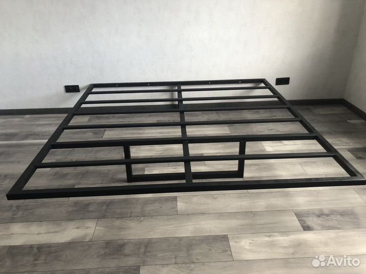 Парящая кровать