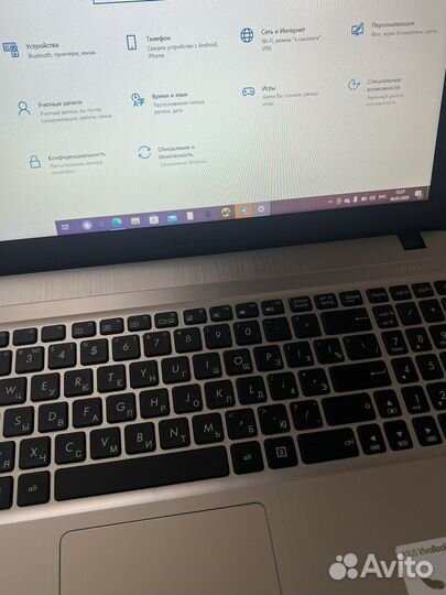 Ноутбук Asus vivoBook x540M