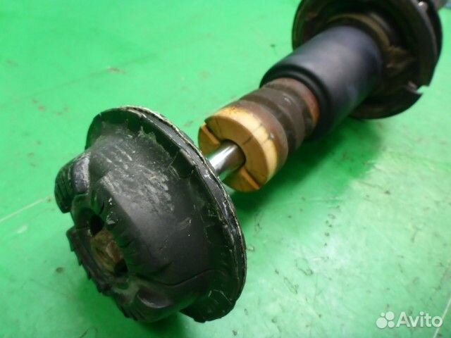 Амортизатор передний левый Audi Q5 c 2008г