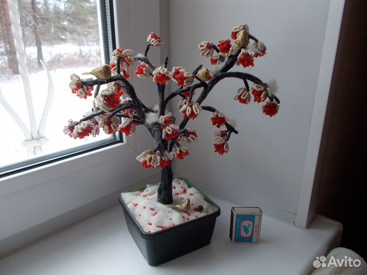 Дерево из бисера