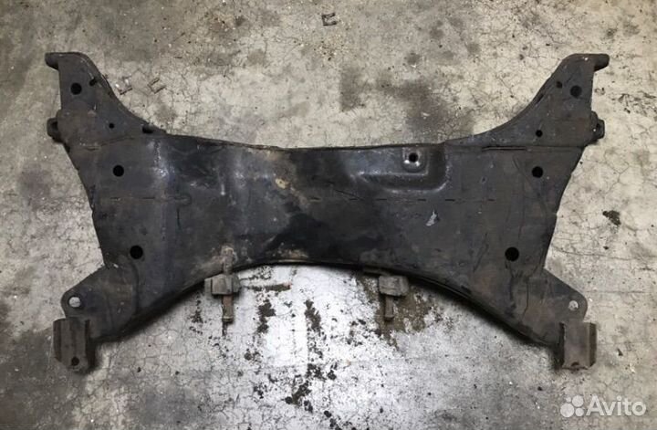 Подрамник Lancer 9