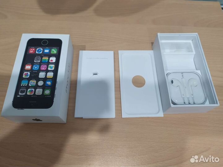 Коробка iPhone 5s