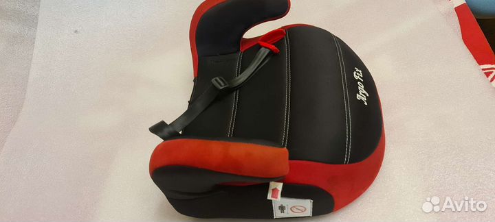 Детское удерживающее устройство