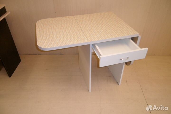 Кухонный стол раскладной