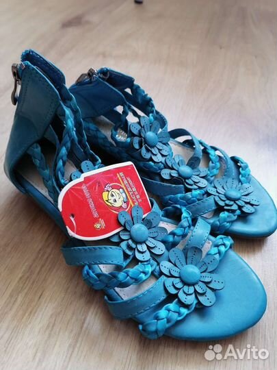 Босоножки для девочки