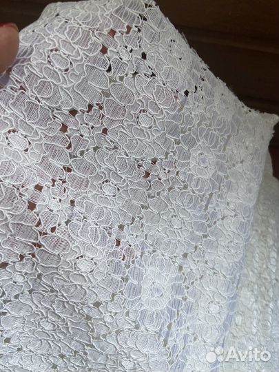 Отрез гипюра