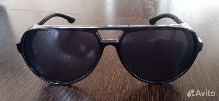 Очки с футляром