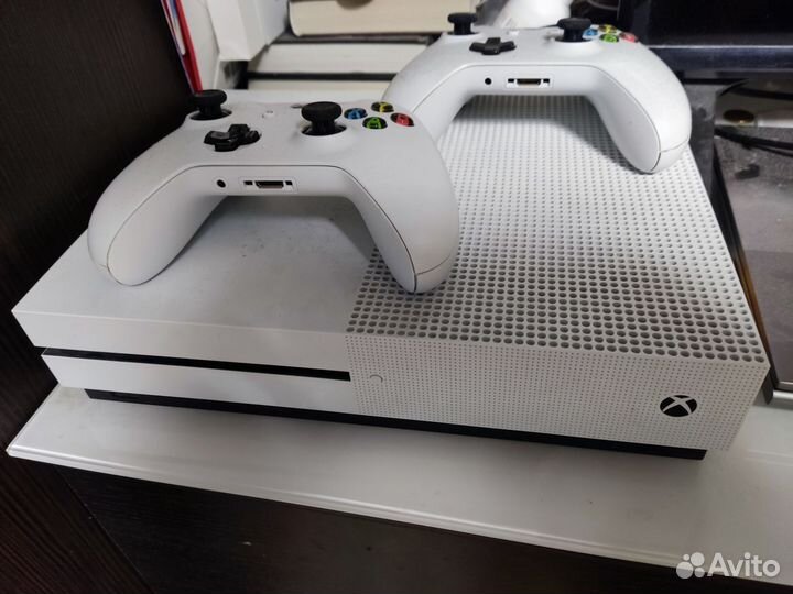 Xbox One s 1tb