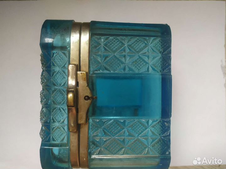 Шкатулка старинная