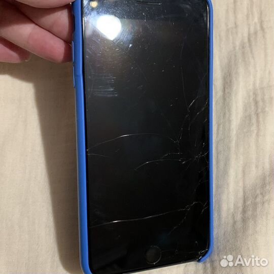 Телефон iPhone 7 plus
