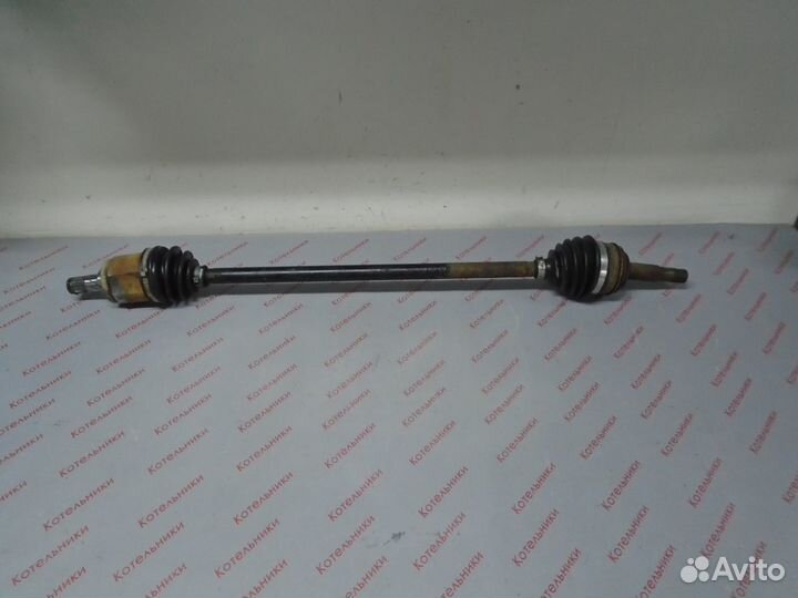 Nissan 39100-BM560 Вал приводной правый