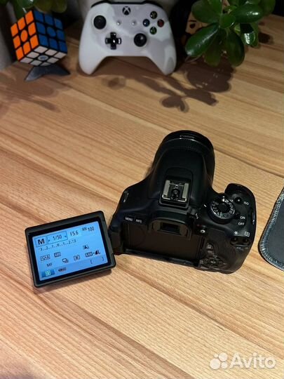 Зеркальный фотоаппарат canon 600d