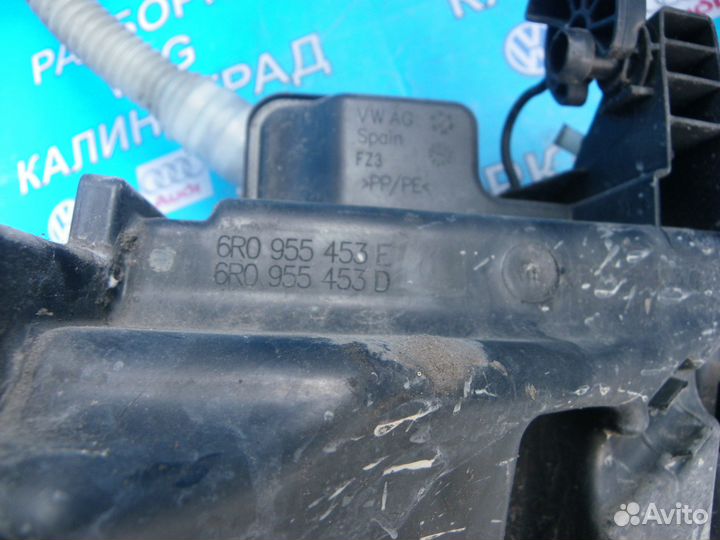 Бачок стеклоомывателя VW Polo 1.4 2010