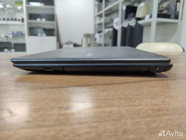 Ноутбук Acer E5-573G, i3-5005U, 4Gb, GeForce 940M