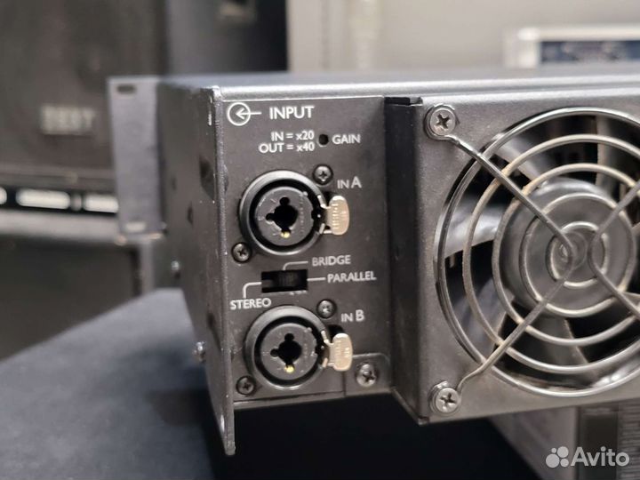Усилитель Crest audio