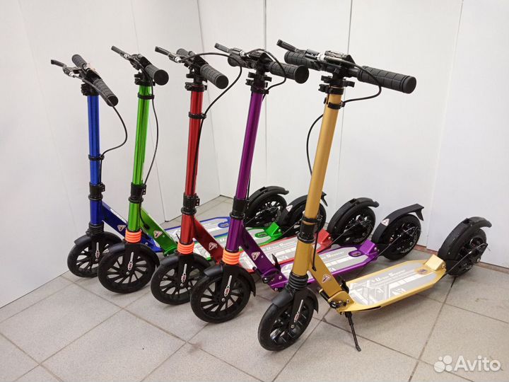 Самокат с дисковым тормозом