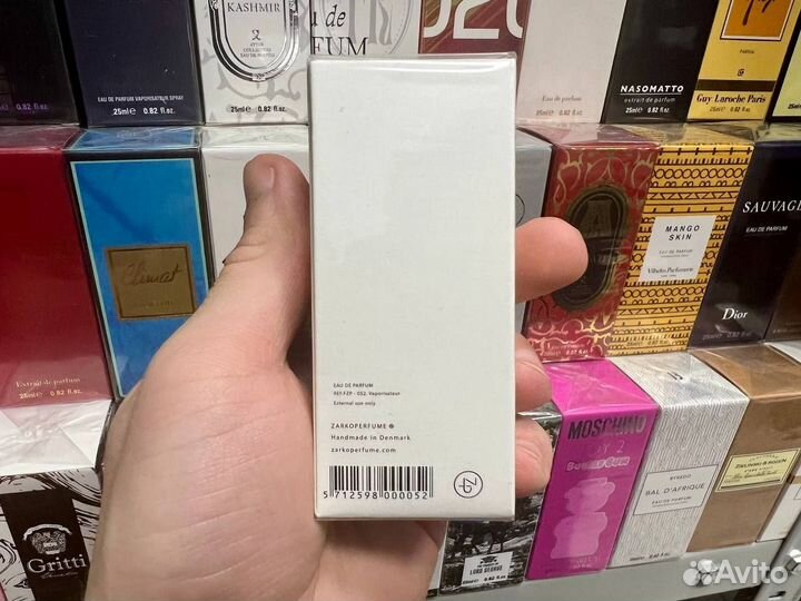 Zarcoperfume pink molecule 090 09