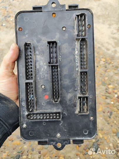 Стеклоподъемник