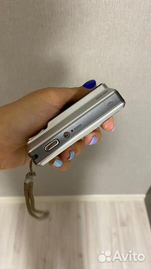 Компактный фотоаппарат sony