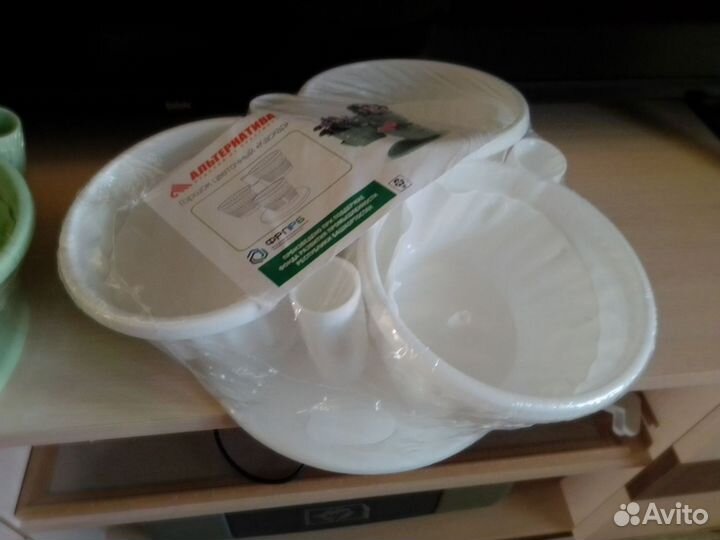 Подставка на три горшка с автополивом