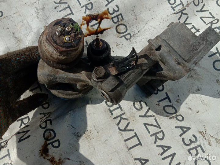 Крепление масляного фильтра Isuzu Bighorn трупер