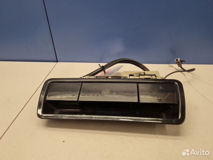 Ручка двери багажника Nissan Armada TA60 2004-2016
