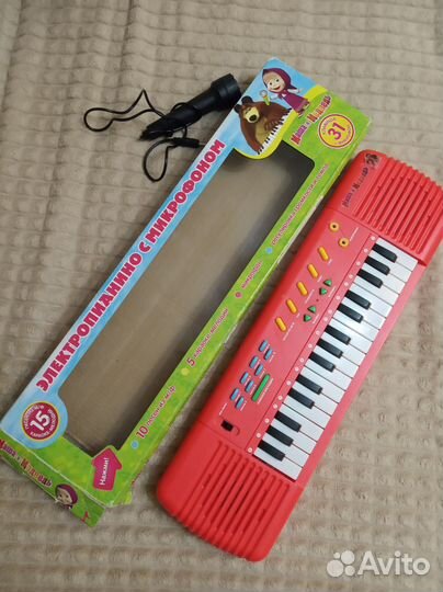 Детское электропианино Маша и Медведь