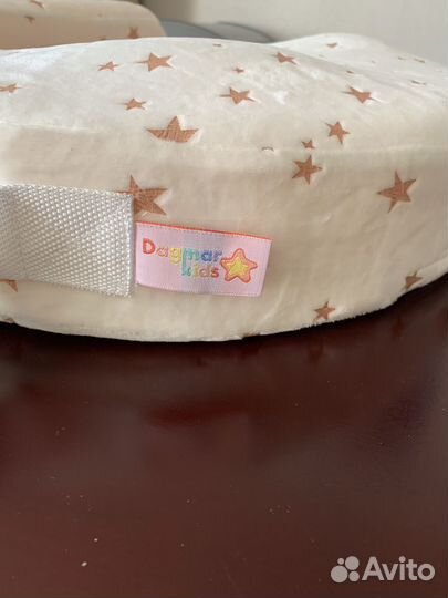 Подушка для кормления новая