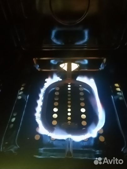 Плита газовая Горение в отличном состоянии