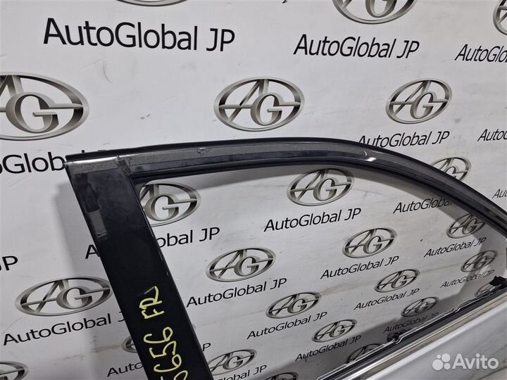 Дверь передняя правая Toyota Harrier AVU65 2arfxe