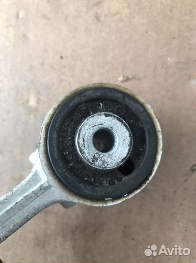 Рычаг передний левый верхний Порше Кайен 958(1277)