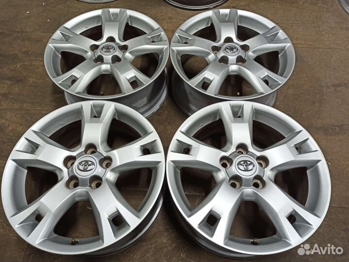 Диски Тойота Рав-4 17 5х114,3 ET45 из Японии