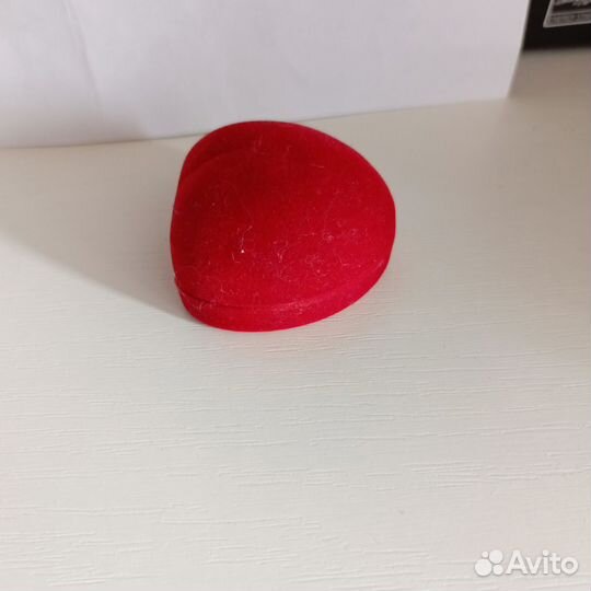 Футляры для колец и ювелирных изделий