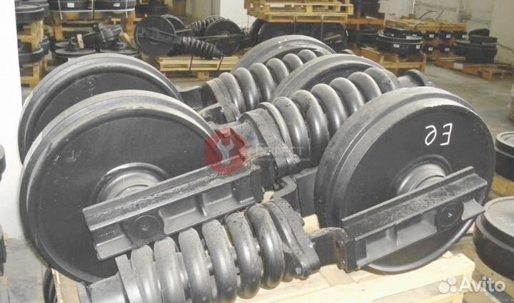 Колесо направляющее JCB JS210