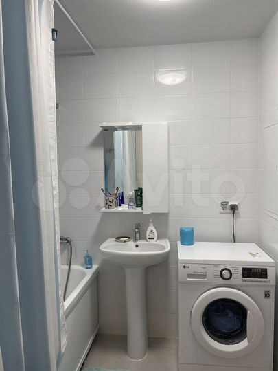 Комната 20 м² в 2-к., 7/33 эт.