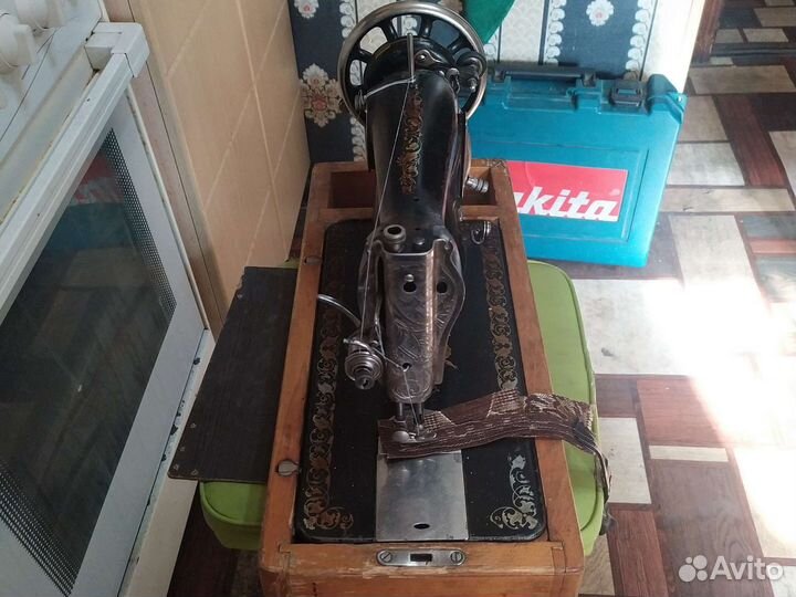 Швейная машина Подольск ручная