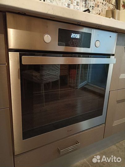 Духовой шкаф Whirpool